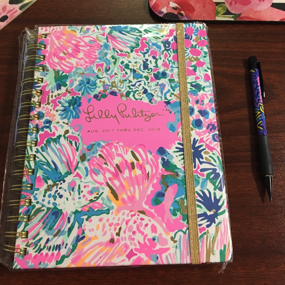 Lilly Pulitzer Agenda planner aug2017 to dec 2018